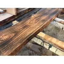 Eichenbohle, geflammt, geölt, Baumkante, Altholz-Stil, rustikal, Massivholz, 150x25-30x3cm